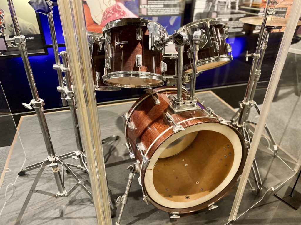 Roger Hawkins – Pearl Drum Set